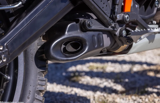 KTM 390 Adventure R 2025 Phan khoi nho nhung suc manh chang nho chut nao - 15