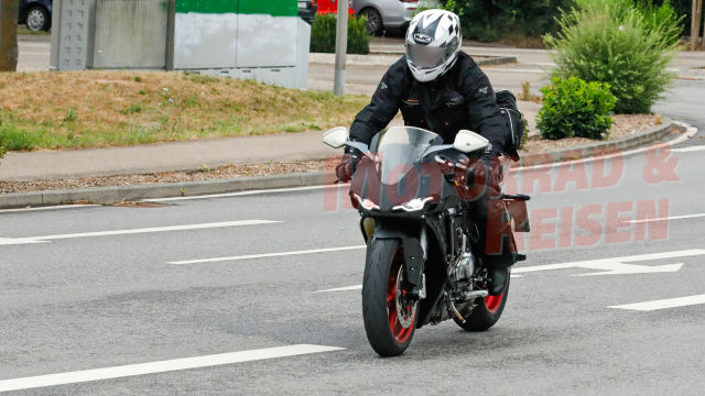 Norton Superbike V4 2026 Sieu pham moi he lo tu Anh Quoc hua hen khuay dong EICMA - 3