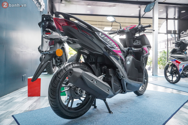 Soi chi tiet Vario 125 2025 nhap khau nguyen chiec tu Malaysia vua ve Viet Nam co gi khac biet - 27