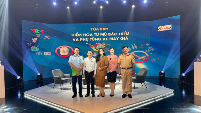 Toa dam Hiem hoa tu mu bao hiem va phu tung xe may gia Tieng chuong canh bao cho nguoi tieu dung - 2