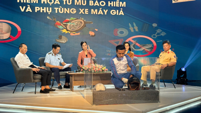 Toa dam Hiem hoa tu mu bao hiem va phu tung xe may gia Tieng chuong canh bao cho nguoi tieu dung - 4