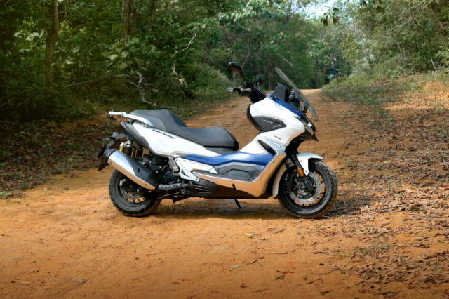 Xuat hien doi thu moi cua Honda ADV350 vua ra mat o Malay voi gia ban chi 128 trieu Dong - 11