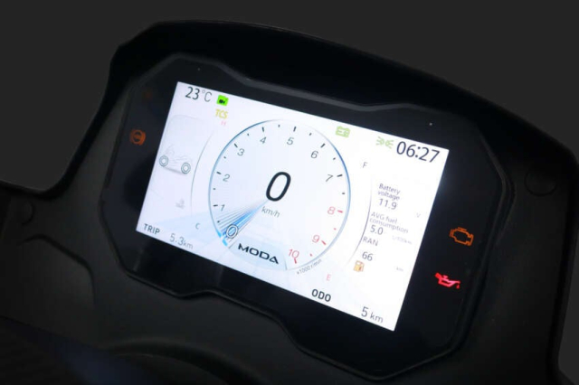 Xuat hien doi thu moi cua Honda ADV350 vua ra mat o Malay voi gia ban chi 128 trieu Dong - 13