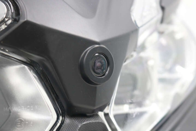 Xuat hien doi thu moi cua Honda ADV350 vua ra mat o Malay voi gia ban chi 128 trieu Dong - 15