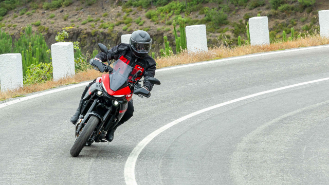 Yamaha Tracer 7 7 GT 2025 Ke dong hanh tinh te cho nhung tam hon dam me dich chuyen - 18