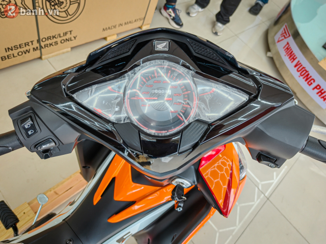 Can canh Honda Dash 125 Repsol cuc hiem vua do bo thi truong Viet Nam - 17