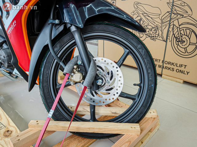 Can canh Honda Dash 125 Repsol cuc hiem vua do bo thi truong Viet Nam - 19