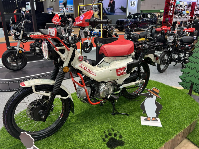 Can canh phien ban dac biet Honda CT125 CHUMS vua ra mat voi so luong gioi han chi 300 chiec - 8