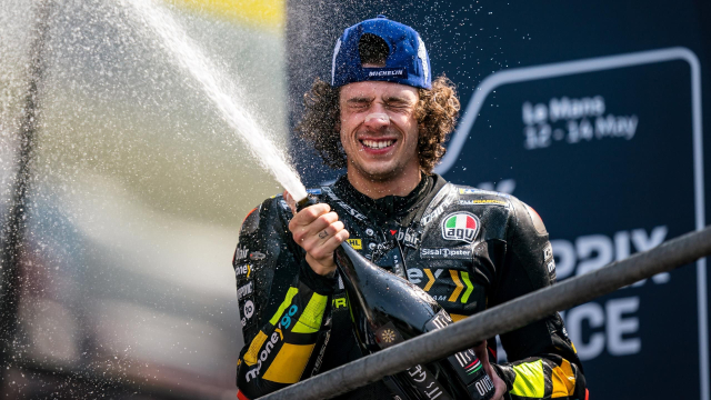 Carlo Pernat tuyen bo Marc Marquez chi so tay dua Marco Bezzecchi o mua giai nay - 3
