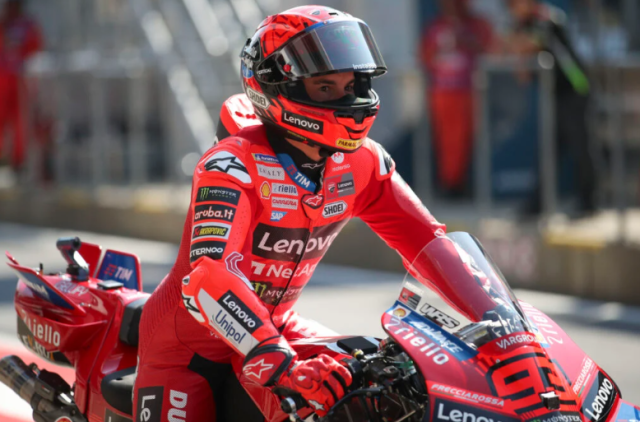 Casey Stoner bat ngo Co tay dua lam tot hon ca Marc Marquez o mua giai 2025 - 3