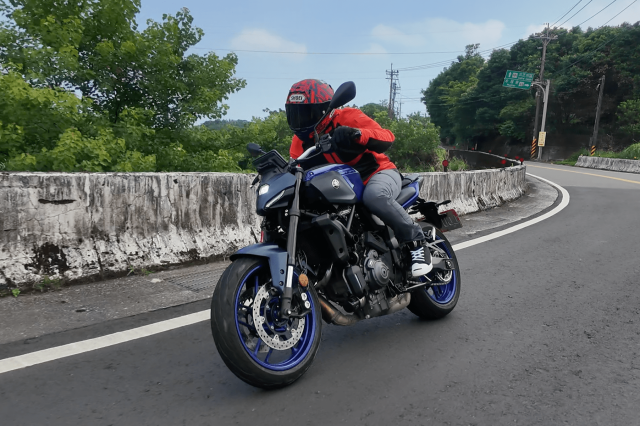 Danh gia Yamaha MT07 2025 Nguoi ban duong nang cap toan dien voi YAMT tu dong - 11
