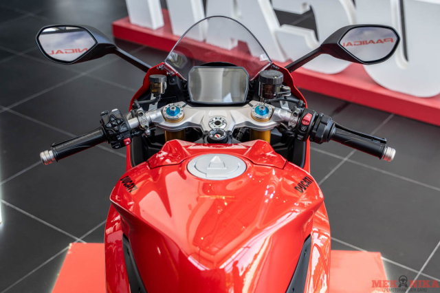 Ducati Panigale V2 2025 ra mat tai Malaysia Nhe hon gan gui hon va day bat ngo - 6