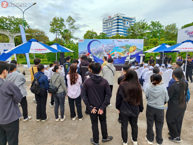 Hanh trinh xuyen Viet Grande Touring Kham pha gioi han mo loi mot toi moi cung nu hoang xe ga - 8