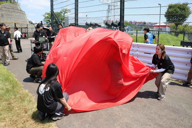 Honda Corridon Xe dien Pokemon tu dong lan banh tren duong dua Suzuka 8 Hours - 3