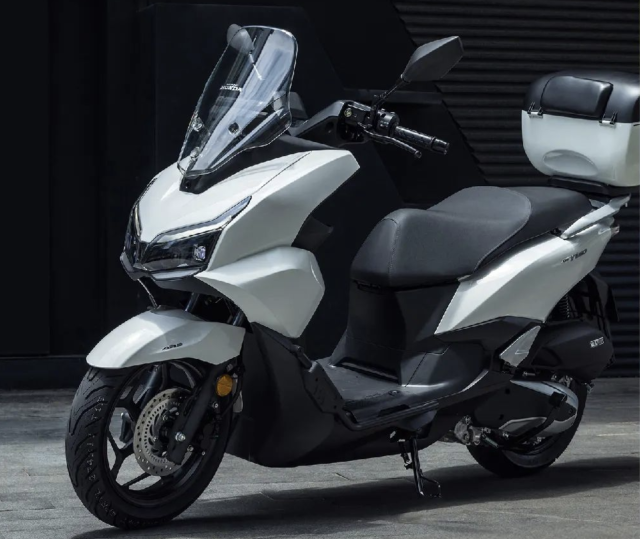 Honda NWT150 Phien ban PCX san phang vua duoc ra mat co ca Radar hanh trinh xin so - 3