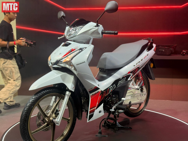 Honda Wave 125 R Speacial Edition Profender gioi han chi 500 chiec Ngoai hinh dep trang bi xin so - 3
