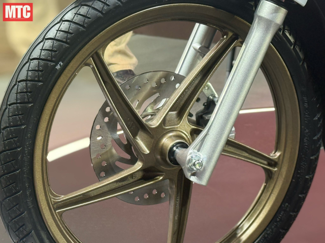 Honda Wave 125 R Speacial Edition Profender gioi han chi 500 chiec Ngoai hinh dep trang bi xin so - 7