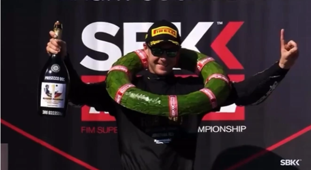 Jonathan Rea Mot huyen thoai WorldSBK chinh thuc giai nghe - 11