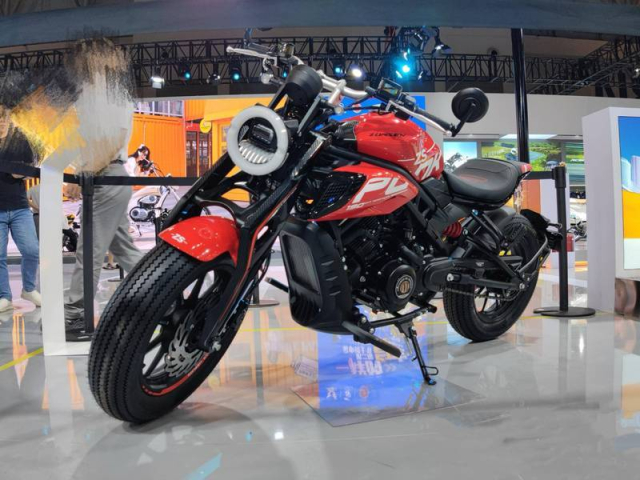 Kham pha Punk CVT190 mau xe mo to ham ho van hanh nhu mot chiec xe tay ga - 5