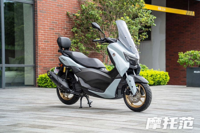 NMax 155 the he moi vua ra mat chua lau da xuat hien Phien ban sao chep - 5
