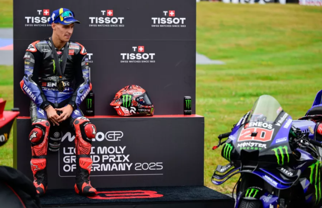 Quartararo va Yamaha Khi tai nang bi dong co kim ham - 3