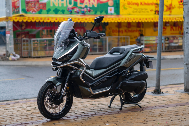 Quyet dau voi ADV350 Zontes 368G vua ve Viet Nam voi gia ban rat canh tranh chi 138 trieu Dong - 3