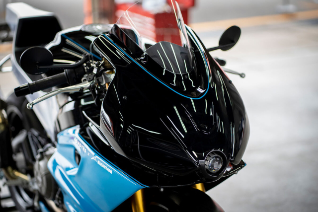 Shiro Nakajima va ban do Aprilia RS 660 khi sportbike cung co the uong ca phe - 3