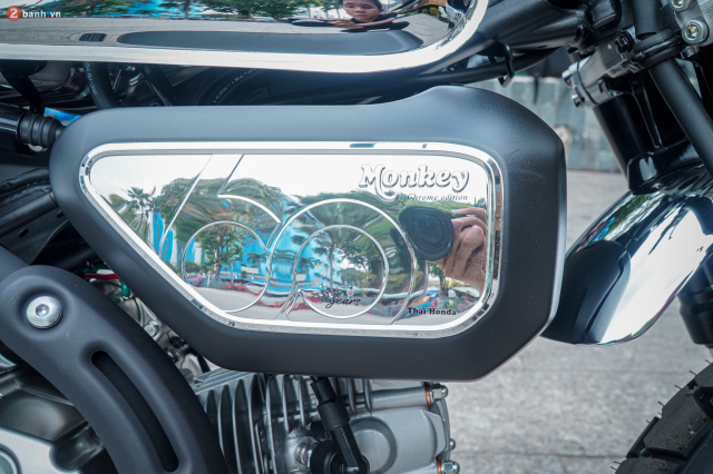 So tan tay phien ban dac biet Honda Monkey Chrome Legacy vua do bo thi truong Viet - 8