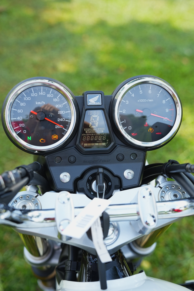 Toan bo Honda CB1300SF SP Final Edition vua ve Viet Nam da nhanh chong co chu so huu - 18