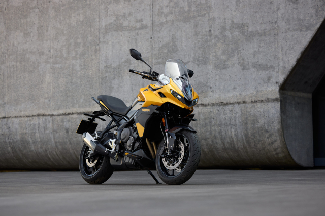 Triumph Trident 800 Manh ghep moi cho anh em me nakedbike se ra mat vao EICMA 2025 - 3