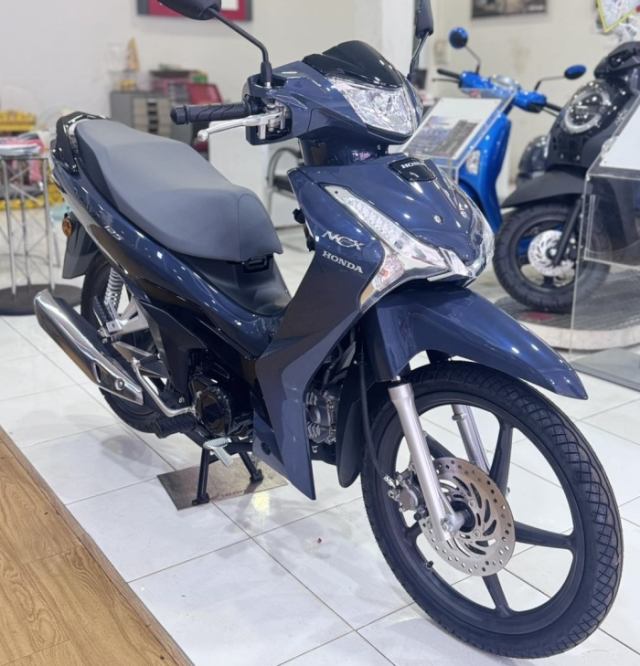 Wave 125 2026 the he moi vua ra mat o Lao co gia ban ngang ngua SH125i o nuoc ta - 3