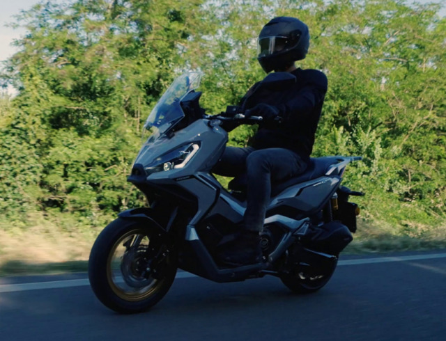 XDV180 EVO trinh lang voi gia khoang 57 trieu dong Trang bi the nay thi hon han Honda ADV160 roi - 16
