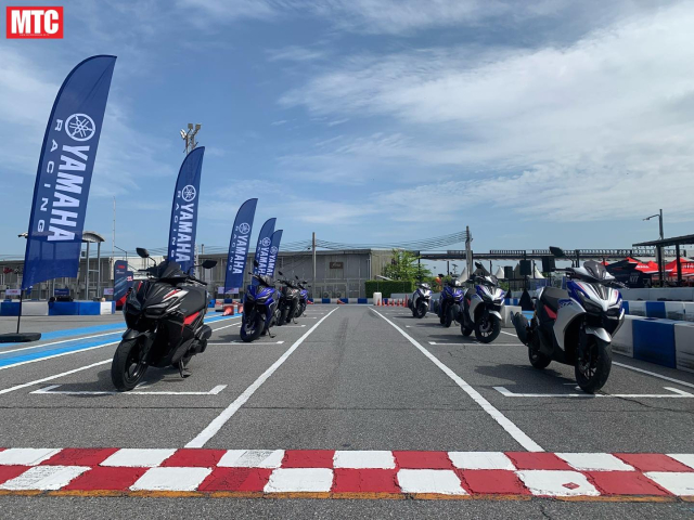 Yamaha Aerox 2026 ra mat o Thai co gia ban cao hon nhung it cong nghe hon so voi NVX 155 o nuoc ta - 5