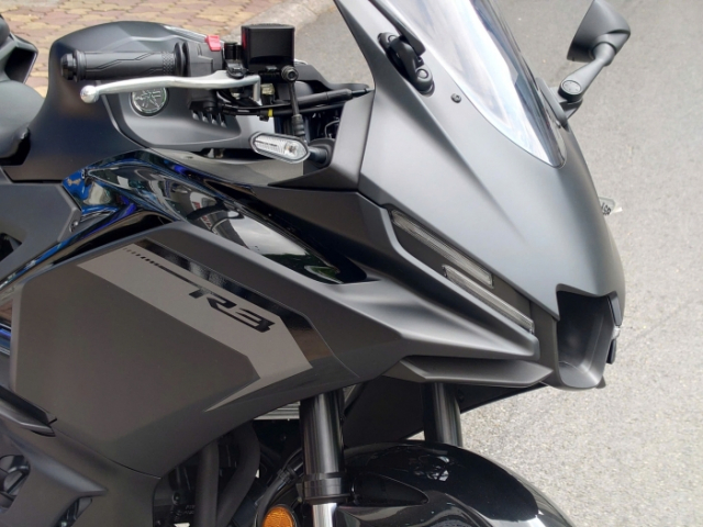Yamaha Viet Nam am tham ban R3 2025 the he moi voi muc gia de xuat 132 trieu Dong - 8