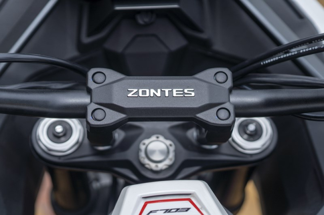 Zontes 703F 2025 cap ben Viet Nam voi gia chi 168 trieu Dong khien cong dong ADV xon xao - 9