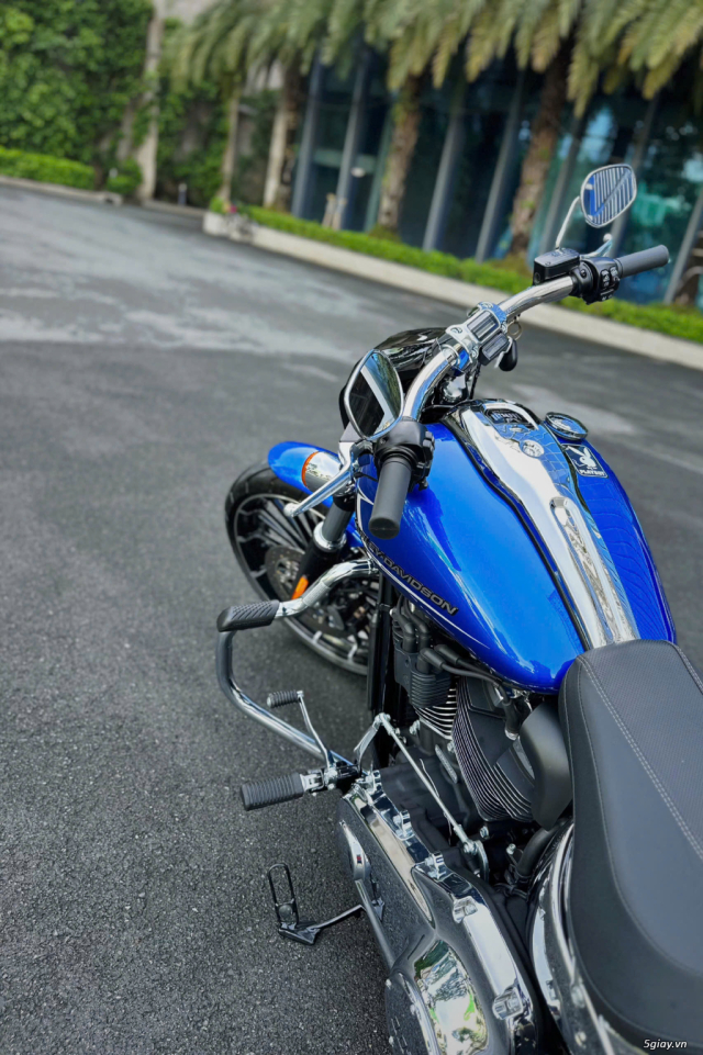 ___HARLEY Breakout 117Ci 2024 Blue BURST___ - 33