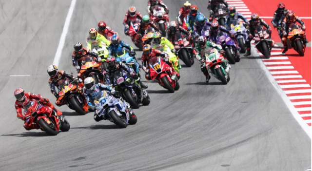 Alex Marquez thang Catalan GP Anh em nha Marquez viet nen kich ban kho tin tai Barcelona - 3