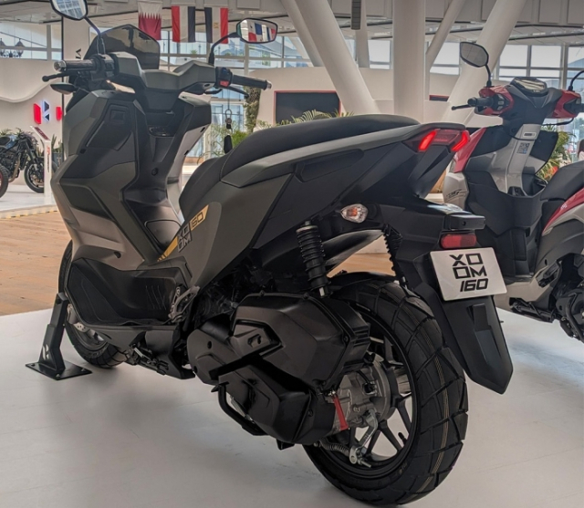 An dinh thoi diem ra mat doi thu hoan toan moi cua Honda ADV160 - 7