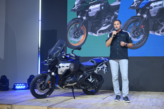 BMW R 1300 GS va BMW R 1300 GSA Mo ra ky nguyen GS moi tai Viet Nam - 6