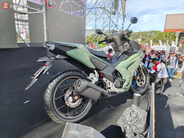 Can canh Honda Winner R vua ra mat thi truong Viet Nam voi kieu dang hoan toan moi - 5
