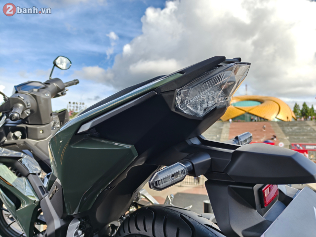 Can canh Honda Winner R vua ra mat thi truong Viet Nam voi kieu dang hoan toan moi - 11