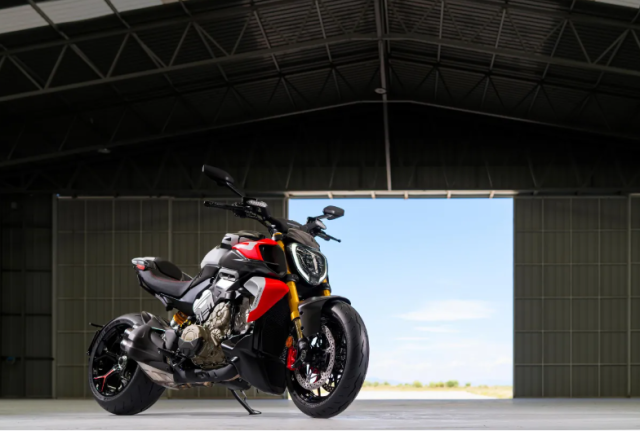 Ducati Diavel V4 RS 2026 trinh lang Khi quai thu co bap khoac ao sieu mo to - 5