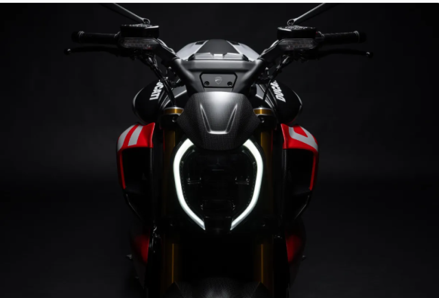 Ducati Diavel V4 RS 2026 trinh lang Khi quai thu co bap khoac ao sieu mo to - 13