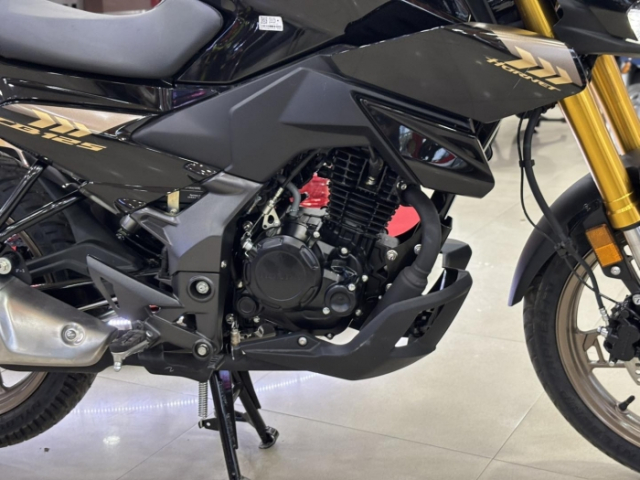 Hinh anh thuc te cua Honda CB125 Hornet hoan toan moi Hoan hao voi man hinh mau TFT - 6