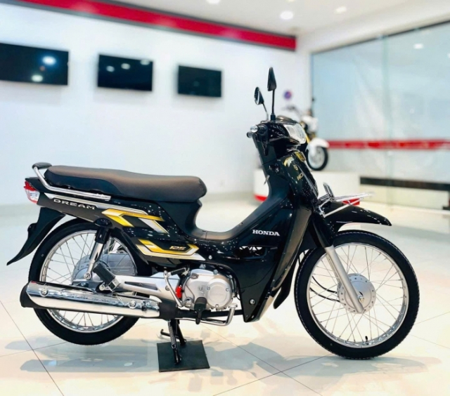 Hinh anh thuc te cua Honda Dream 2026 tai dai ly voi 3 mau moi khang dinh dang cap huyen thoai - 8