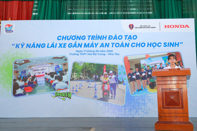 Honda khoi dong khoa boi duong kien thuc phap luat va ky nang lai xe gan may an toan cho hoc sinh - 5