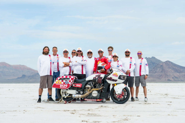 Khi Indian Challenger pha ky luc tai Bonneville - 3