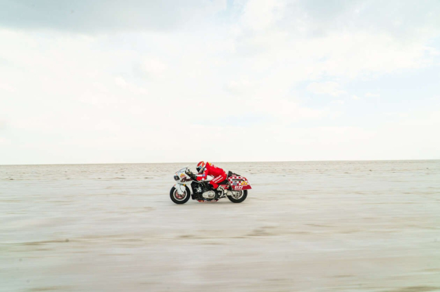Khi Indian Challenger pha ky luc tai Bonneville - 5