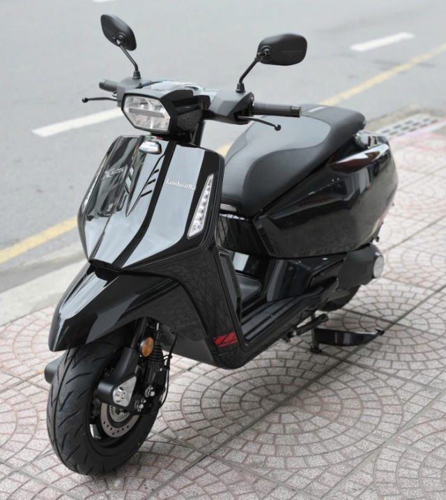 Lambretta X125 2025 ra mat thi truong Viet Nam voi gia ban tu 95 trieu Dong - 7