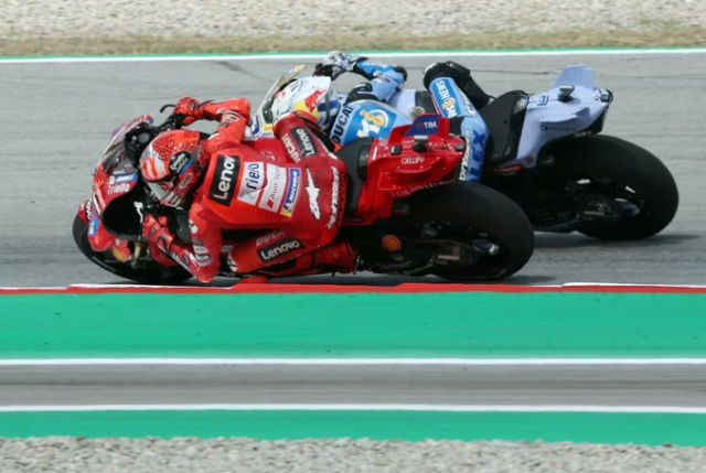 Marc Marquez thua nhan Diem manh cua Alex chinh la diem yeu cua minh - 3